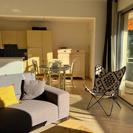 Des Cyclades Apartment